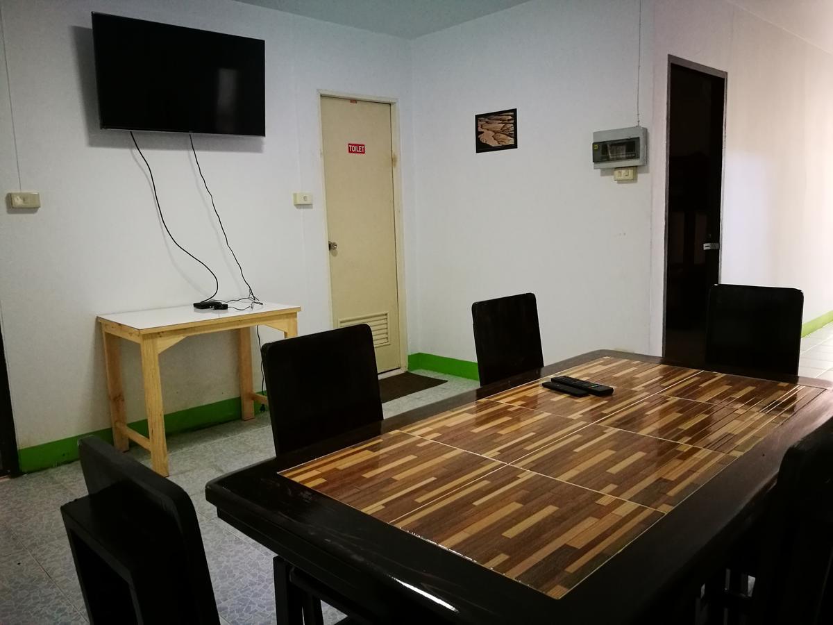 Stay With Jame Hostel Chiang Mai Exterior foto